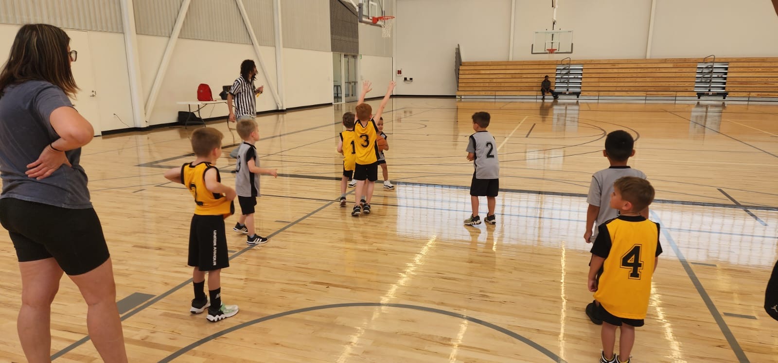 Youth basketball by national youth sports